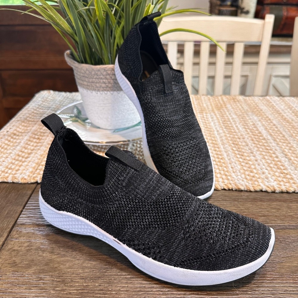 Tommy Bahama Slip On Sneaker Shoes Knit Jogger Lightweight Womens Size 7.5